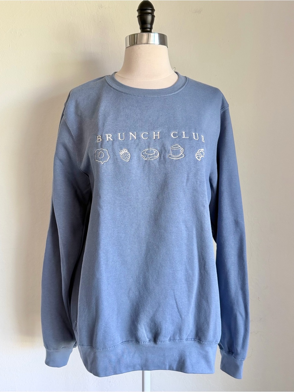‘Brunch Club’ Embroidered Relaxed Fit Crewneck Sweatshirt Dusty Blue, Size Med